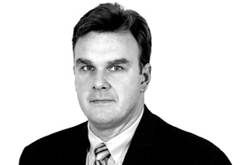 Headshot of Thomas duncan