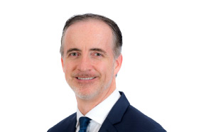 Headshot of Woodfield Craig