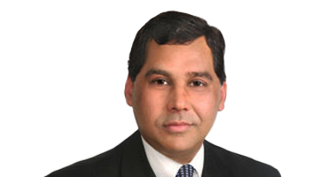 Headshot of Tariq Mirza
