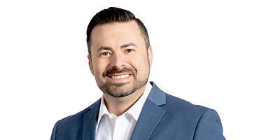Headshot of Ben Yokell